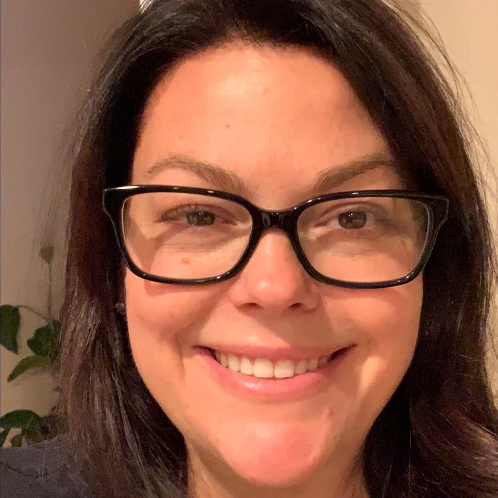 Meet your Posher, Christine